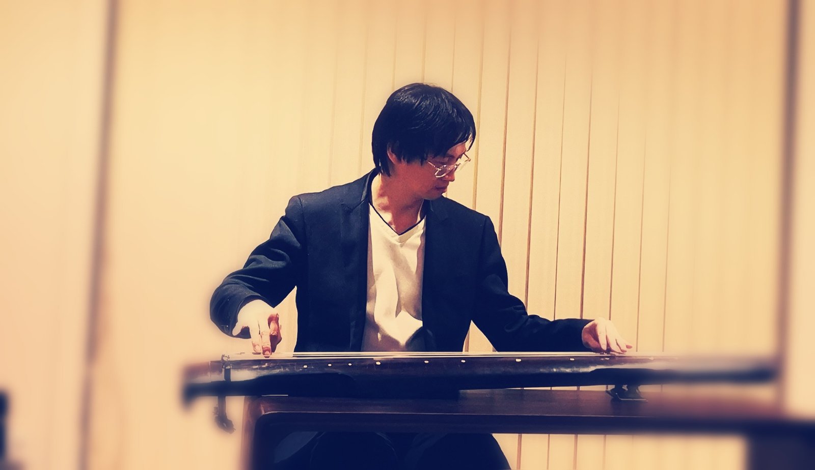 Steven Wang playing Qin